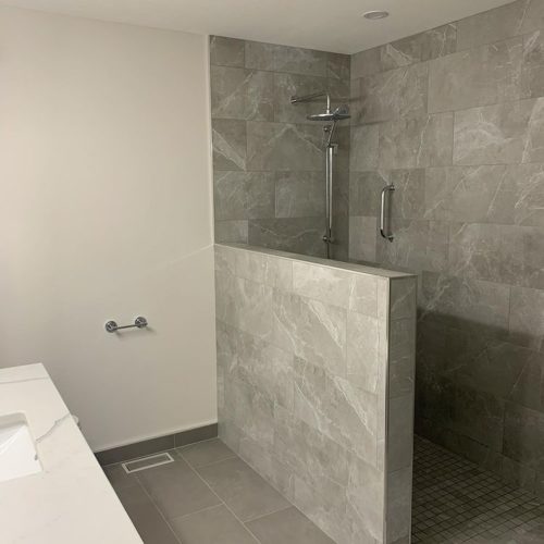 KMC-Glenmore-Ensuite-2